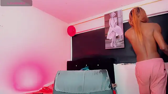 Kendall hornyy online show from 07/16/26, 08:50