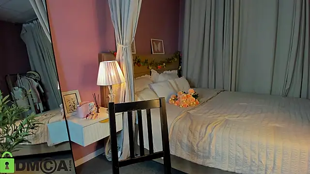 Dearly Emily online show from 03/06/26, 05:19