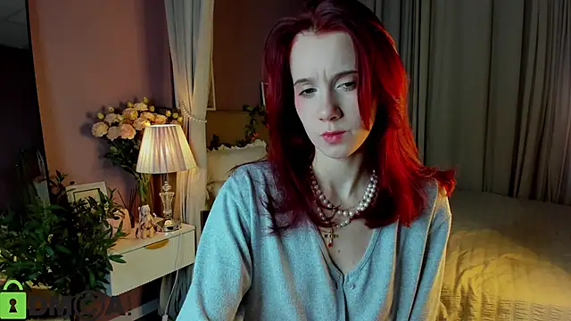 Dearly Emily online show from 12/21/25, 05:25