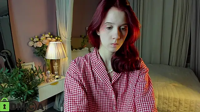 Dearly Emily online show from 12/17/25, 05:18