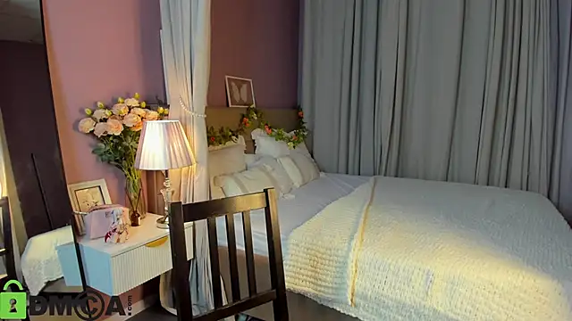 Dearly Emily online show from 11/13/25, 05:17