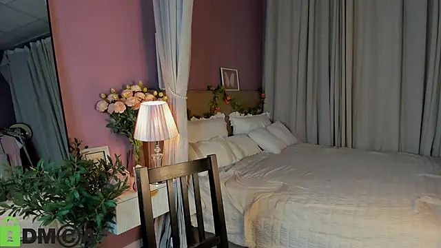 Dearly Emily online show from 12/15/25, 05:19