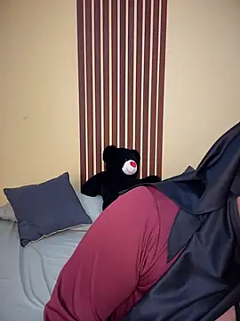  Shara Handal  online show from 03/01/26, 10:26