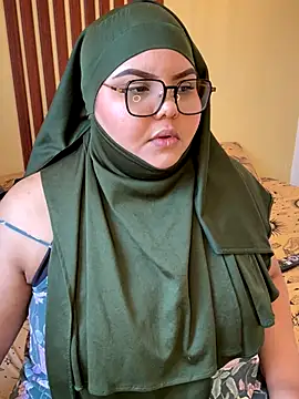  Shara Handal  online show from 11/07/25, 04:22