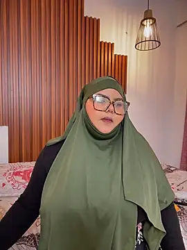  Shara Handal  online show from 02/07/26, 02:58