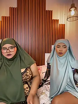  Shara Handal  online show from 02/05/26, 06:42