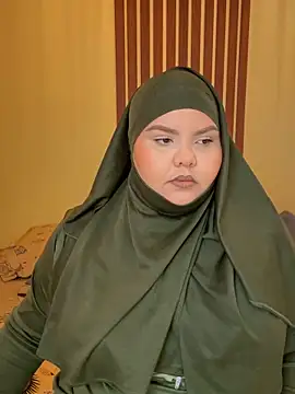 Snapshot of _Shara_Handal_ chatting on 10/10/25, 09:10 Shara Handal online show from 10/10/25, 09:10