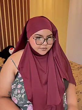  Shara Handal  online show from 11/02/25, 10:20