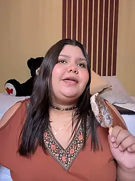 Snapshot of _Shara_Handal_ chatting on 02/05/25, 10:22 Shara Handal online show from 02/05/25, 10:22
