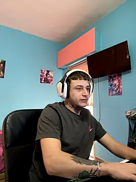 Snapshot of Nenejoven16- chatting on 11/26/25, 11:10 Nenejoven16- online show from 11/26/25, 11:10