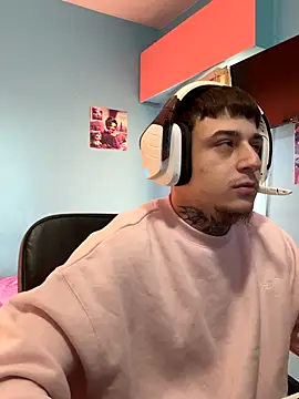 Snapshot of Nenejoven16- chatting on 11/21/25, 12:26 Nenejoven16- online show from 11/21/25, 12:26