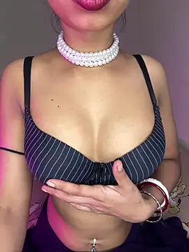 Hot-sexy222 online show from 02/04/25, 03:00