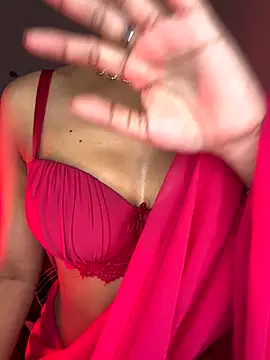 Hot-sexy222 online show from 10/31/25, 12:51