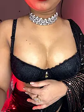 Snapshot of Hot-sexy222 chatting on 01/09/26, 04:03 Hot-sexy222 online show from 01/09/26, 04:03