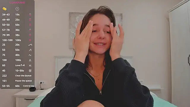 JudyAngil online show from 10/24/25, 05:06