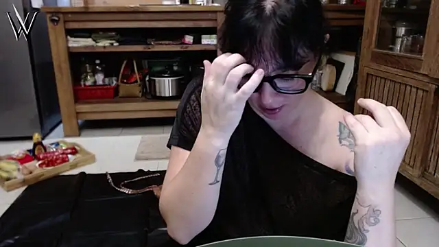 Mistress Wonder online show from 05/01/26, 02:22