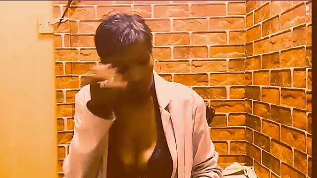 Fuckable Nasty MILF online show from 06/08/26, 03:34