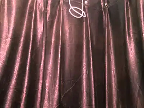 Fuckable Nasty MILF online show from 05/24/26, 04:12