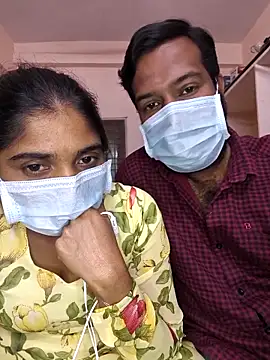 Snapshot of fuck6inch9 chatting on 12/22/25, 04:40 fuck6inch9 online show from 12/22/25, 04:40