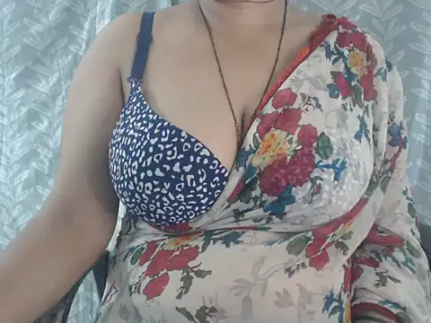 Snapshot of cute-priy chatting on 06/29/26, 10:15 cute-priy online show from 06/29/26, 10:15
