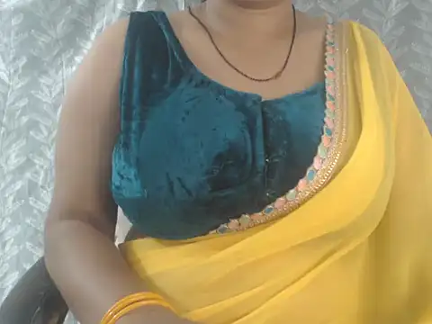 Snapshot of cute-priy chatting on 07/04/26, 04:30 cute-priy online show from 07/04/26, 04:30
