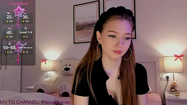 diana nier online show from 10/25/25, 07:25