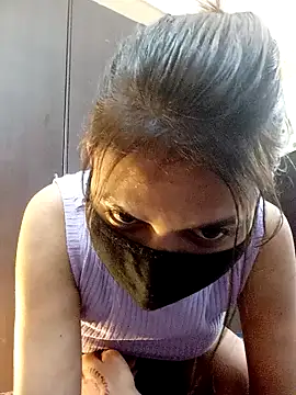 Snapshot of sona-877 chatting on 02/10/25, 08:53 sona-877 online show from 02/10/25, 08:53