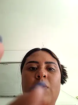 Snapshot of sexy-latin10 chatting on 12/21/25, 05:25 sexy-latin10 online show from 12/21/25, 05:25