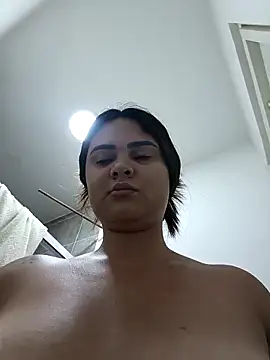 sexy-latin10 online show from 04/05/26, 02:13