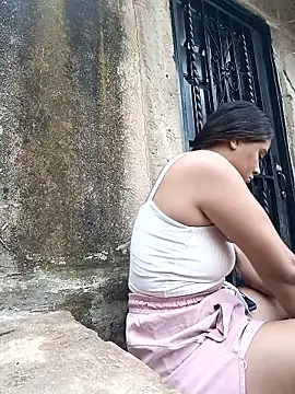 Snapshot of sexy-latin10 chatting on 02/13/26, 11:43 sexy-latin10 online show from 02/13/26, 11:43