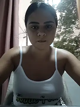 sexy-latin10 online show from 04/15/26, 11:59