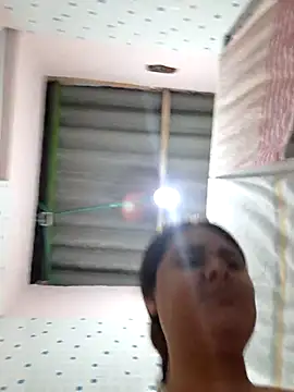 Snapshot of sexy-latin10 chatting on 11/29/25, 10:26 sexy-latin10 online show from 11/29/25, 10:26