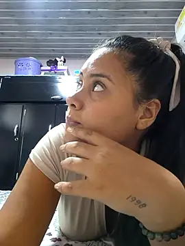 sexy-latin10 online show from 03/16/25, 07:06