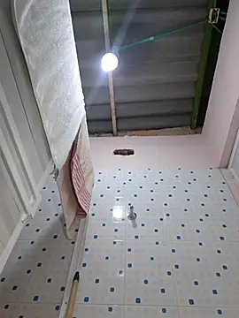 Snapshot of sexy-latin10 chatting on 11/08/25, 10:02 sexy-latin10 online show from 11/08/25, 10:02