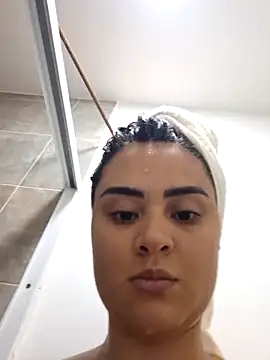 Snapshot of sexy-latin10 chatting on 12/13/25, 08:04 sexy-latin10 online show from 12/13/25, 08:04