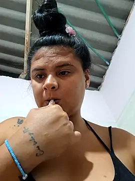 sexy-latin10 online show from 09/19/25, 02:04