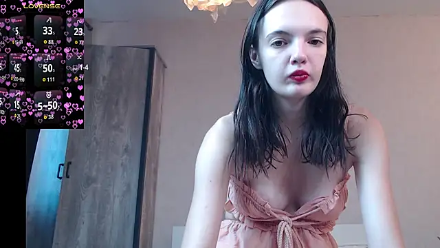 Snapshot of Lia__meow chatting on 09/25/25, 04:40 Lia meow online show from 09/25/25, 04:40