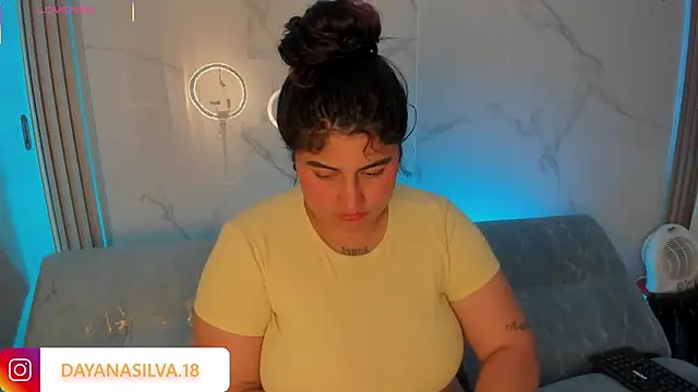 dayan silva  online show from 09/29/25, 01:12