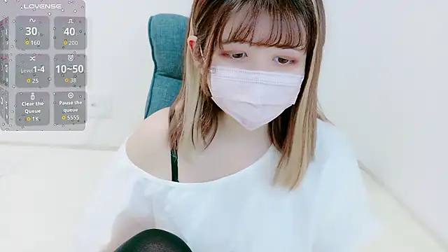 MoMoka jp online show from 04/01/26, 12:17