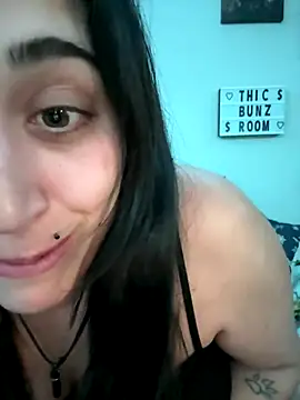 ThicBunz online show from 09/30/25, 02:17