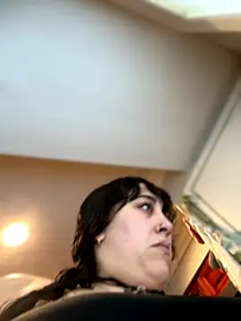 ThicBunz online show from 10/24/25, 03:22