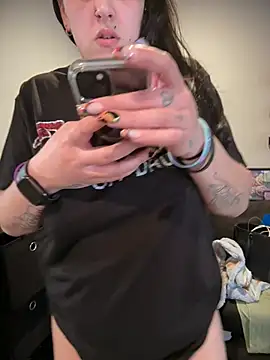 ThicBunz online show from 03/31/26, 04:42