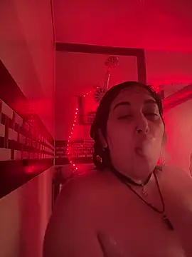 ThicBunz online show from 09/18/25, 04:21