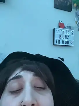 ThicBunz online show from 03/21/25, 02:18