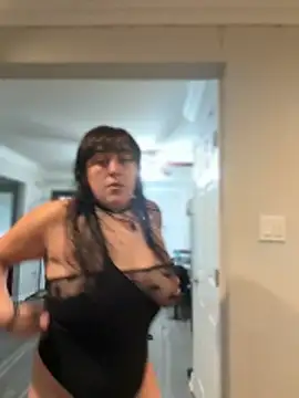 ThicBunz online show from 11/06/25, 03:27