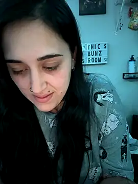 ThicBunz online show from 10/03/25, 03:30