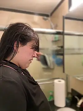 ThicBunz online show from 11/22/25, 04:06