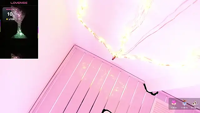 Snapshot of staacy37 chatting on 09/26/25, 06:37 staacy37 online show from 09/26/25, 06:37