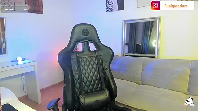 Piinkpandora online show from 10/06/25, 07:58