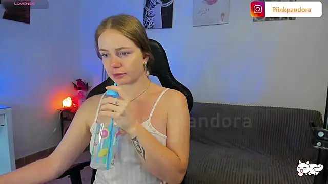 Piinkpandora online show from 09/26/25, 01:07